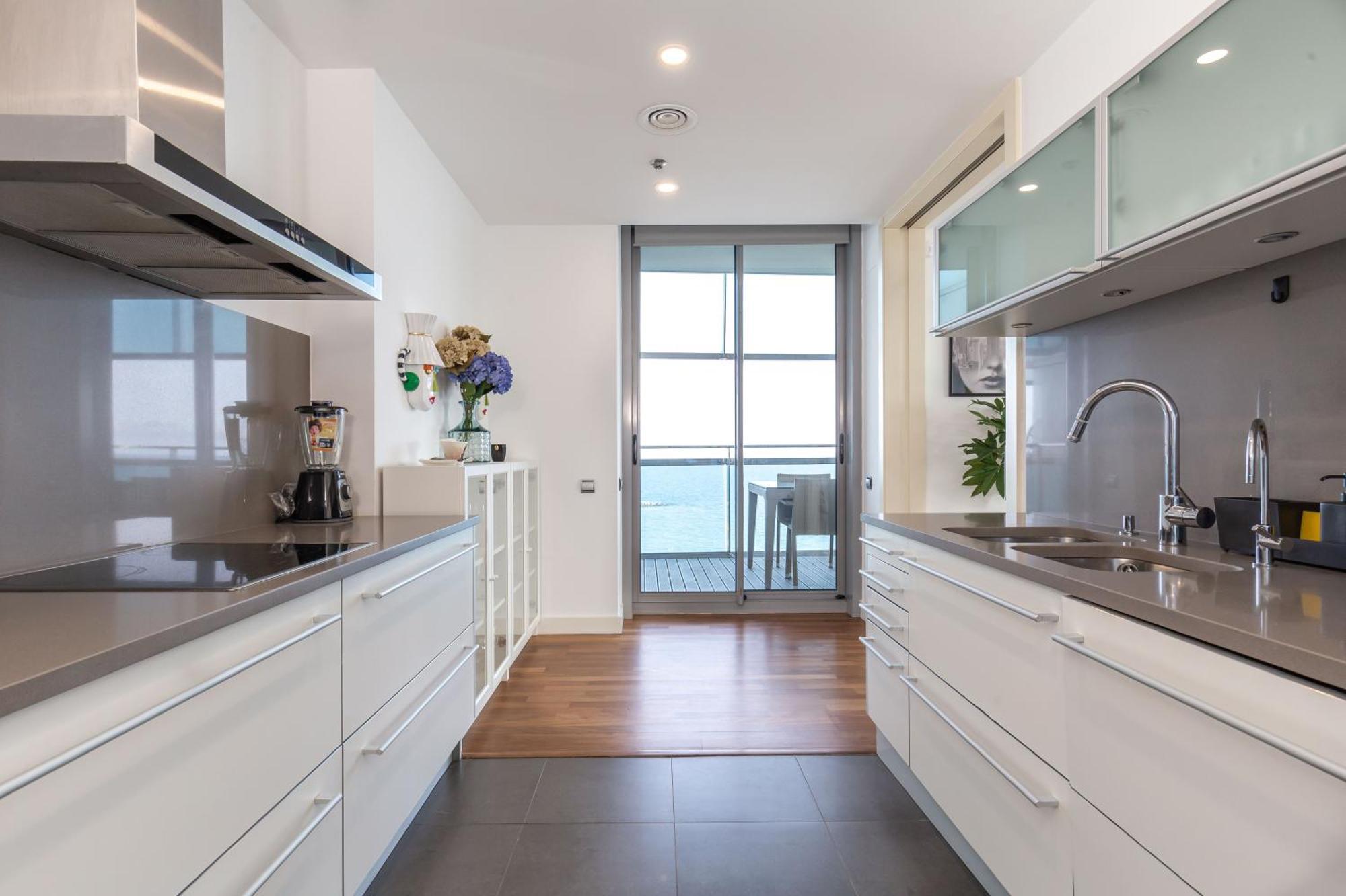 Luxury With Sea View! Apartment *